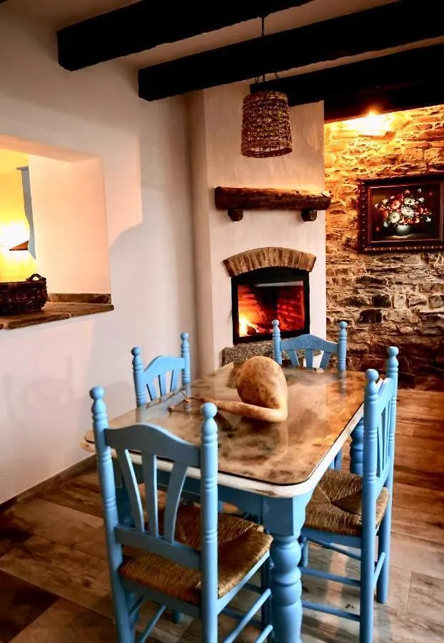 Charming Villa In Santa Elena With Private Poolel