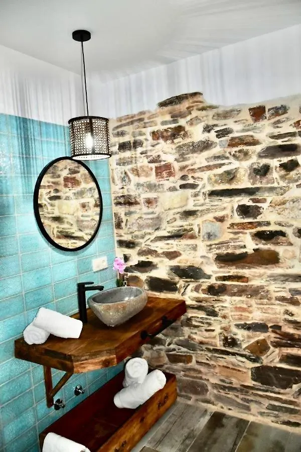 Charming Villa In Santa Elena With Private Poolel Spain