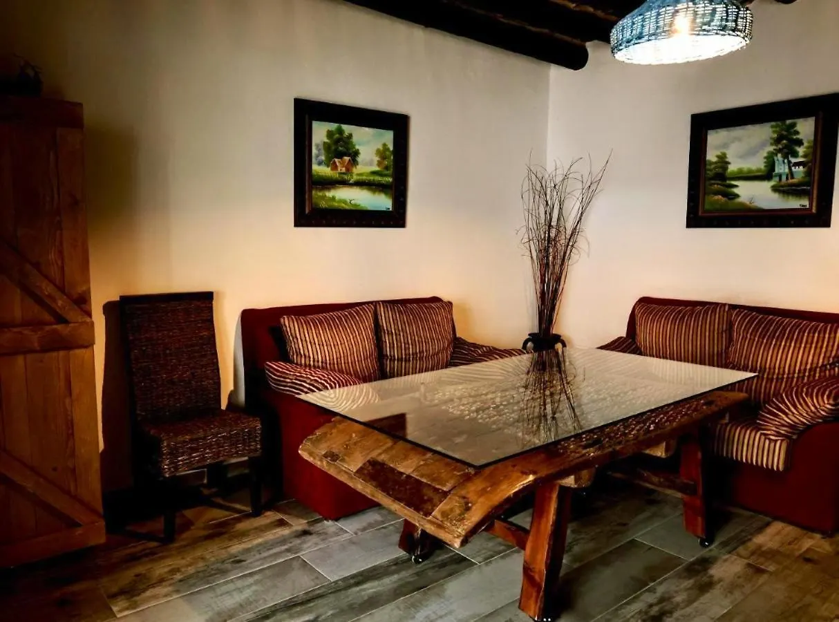 Charming Villa In Santa Elena With Private Poolel